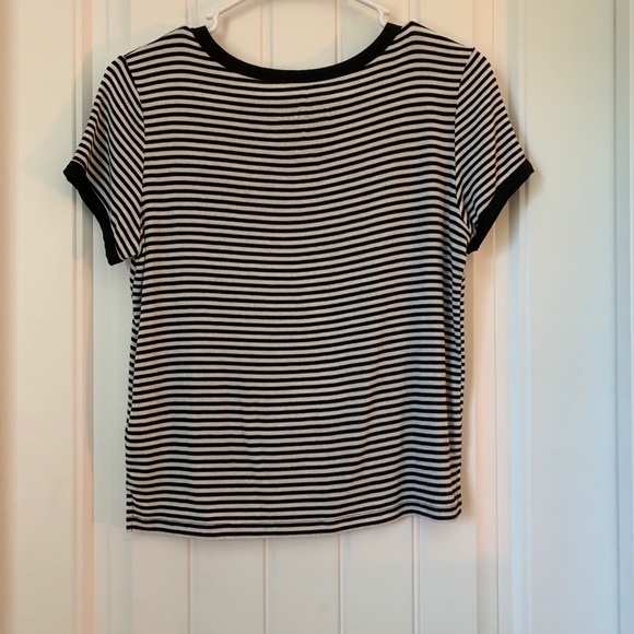 Cropped Tee - Picture 3 of 3